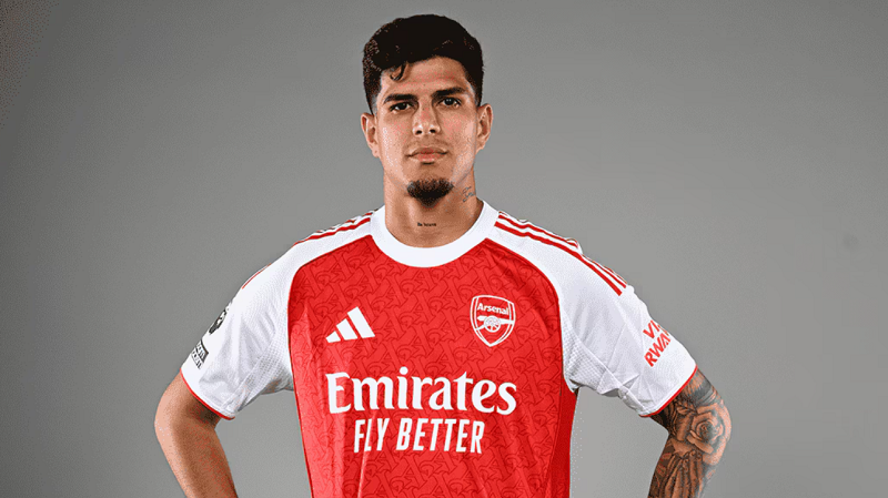 arsenal-ra-gia-45-trieu-bang-cho-ngoi-sao-lever